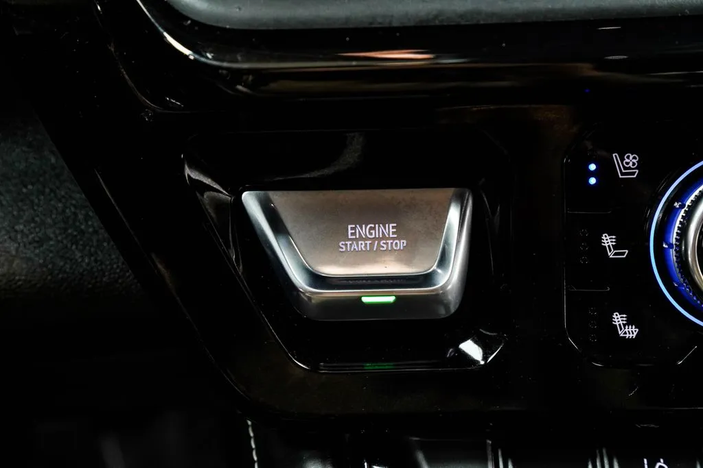 2026 GMC Sierra 2500 HD AT4X, photo 25