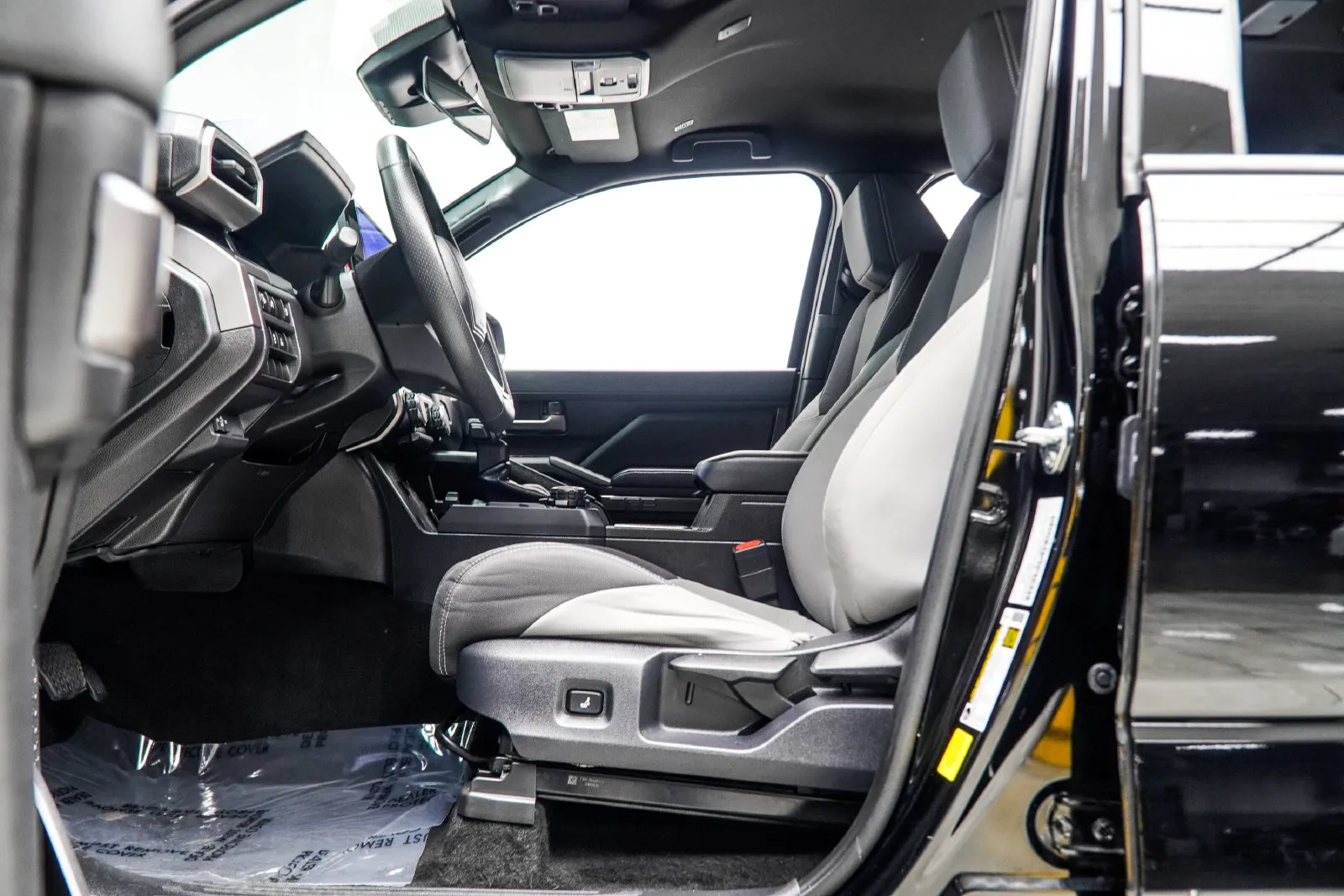 2025 Toyota Tacoma Hybrid TRD Off Road, photo 35