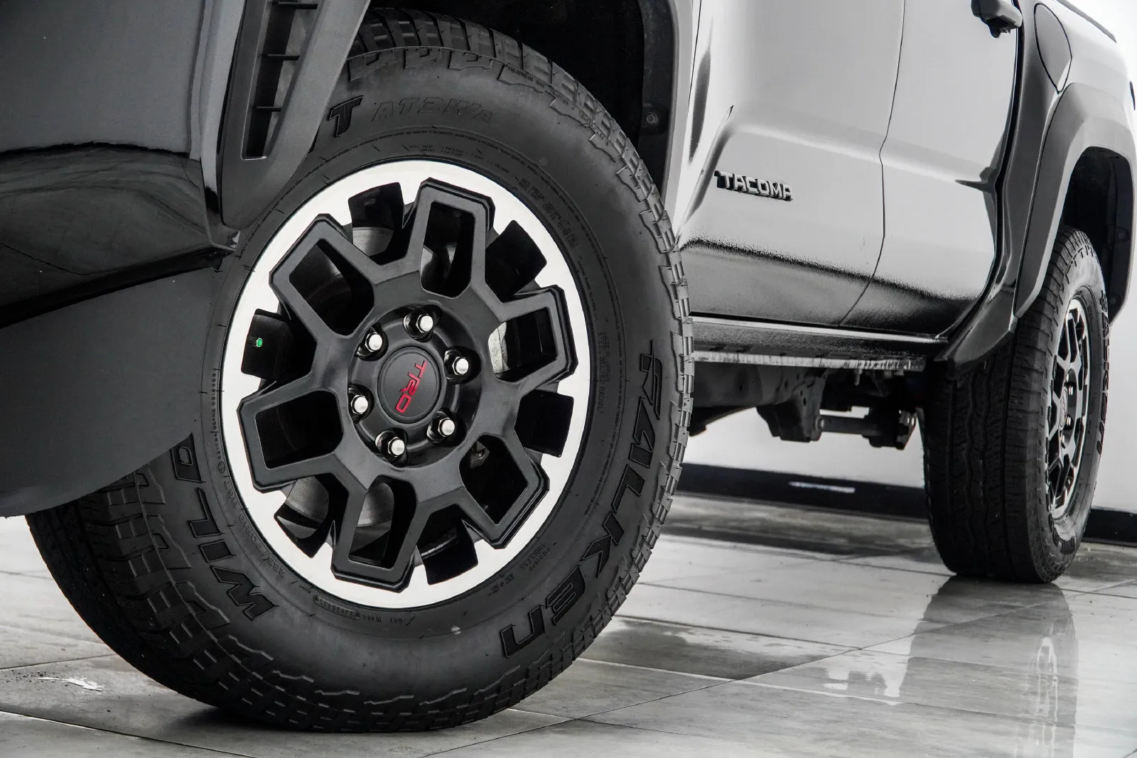 2025 Toyota Tacoma Hybrid TRD Off Road, photo 4