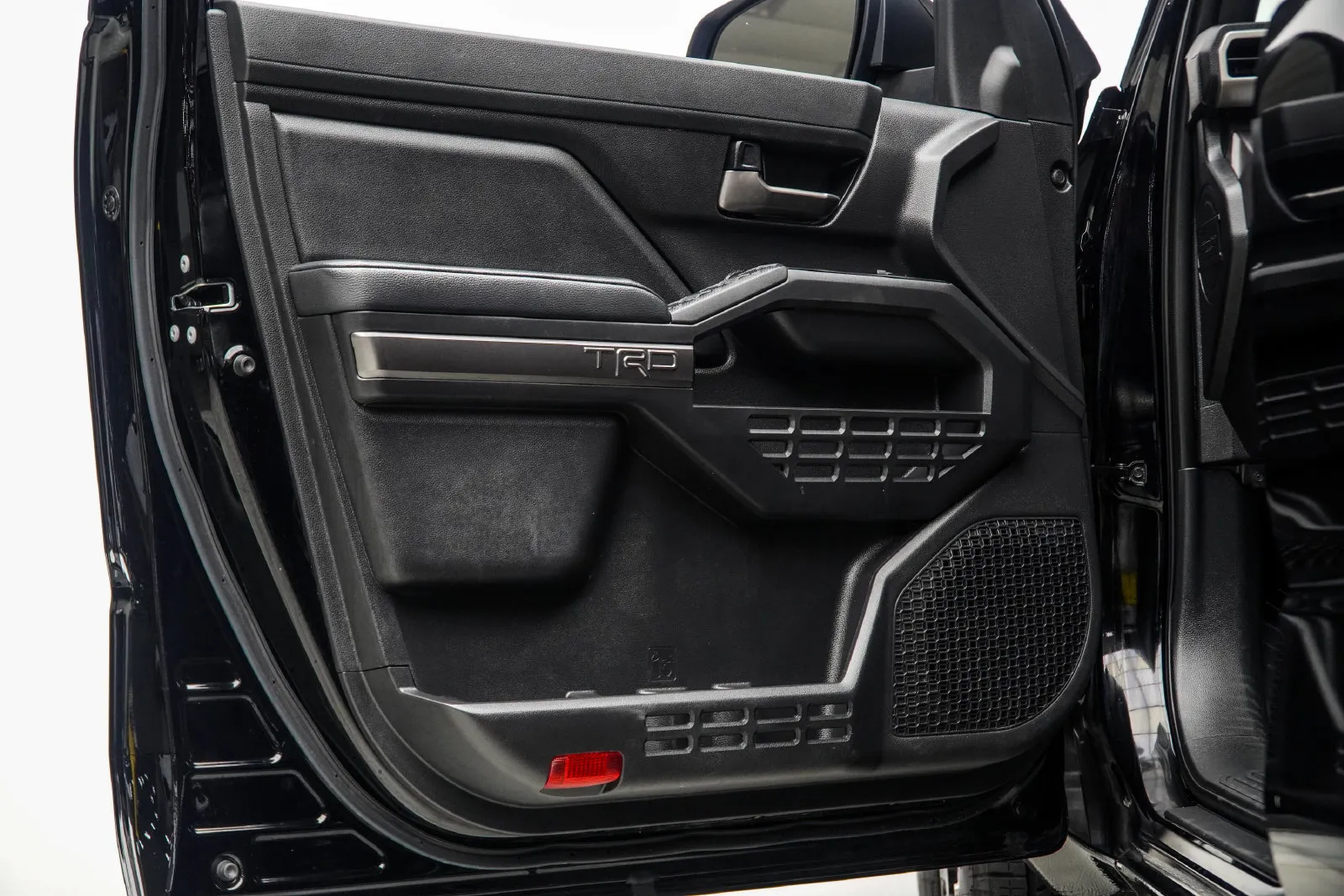 2025 Toyota Tacoma Hybrid TRD Off Road, photo 32