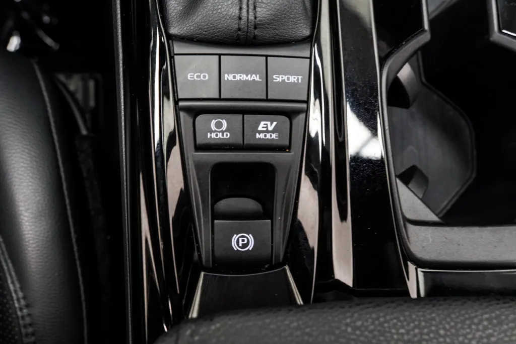 2025 Toyota Camry XSE, photo 25
