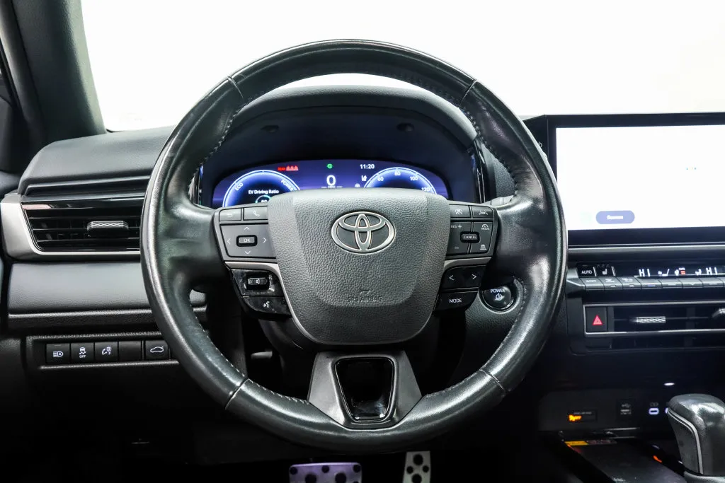 2025 Toyota Camry XSE, photo 23