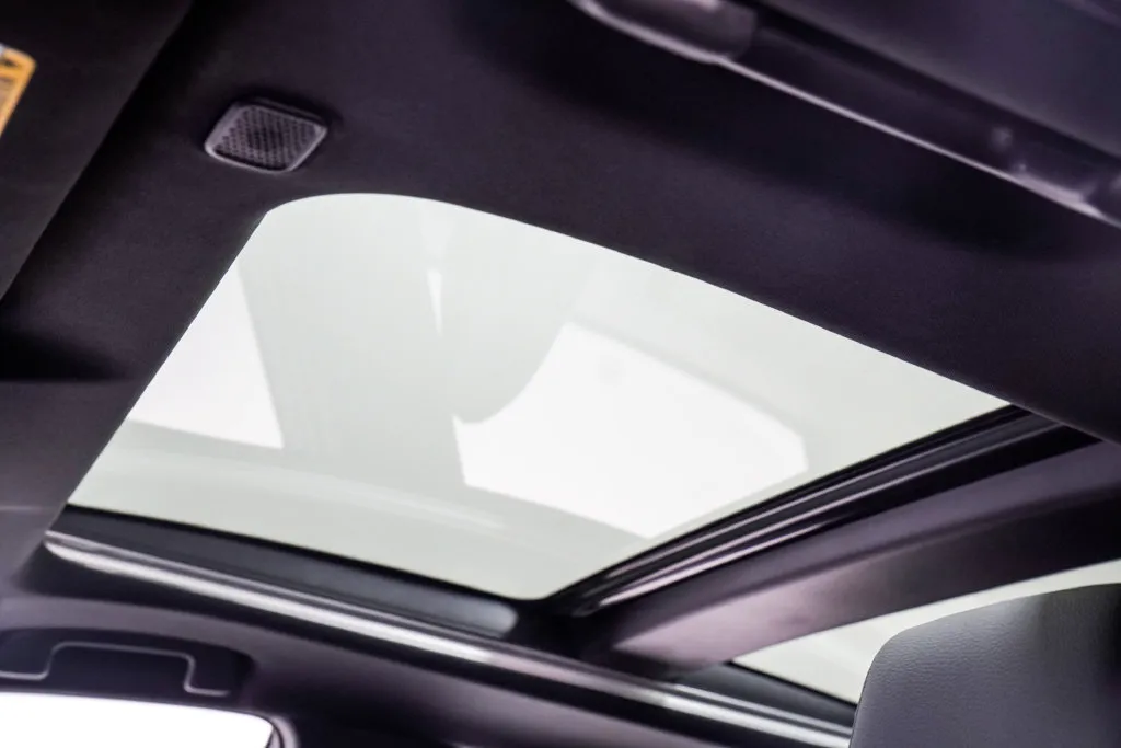 2025 Toyota Camry XSE, photo 19