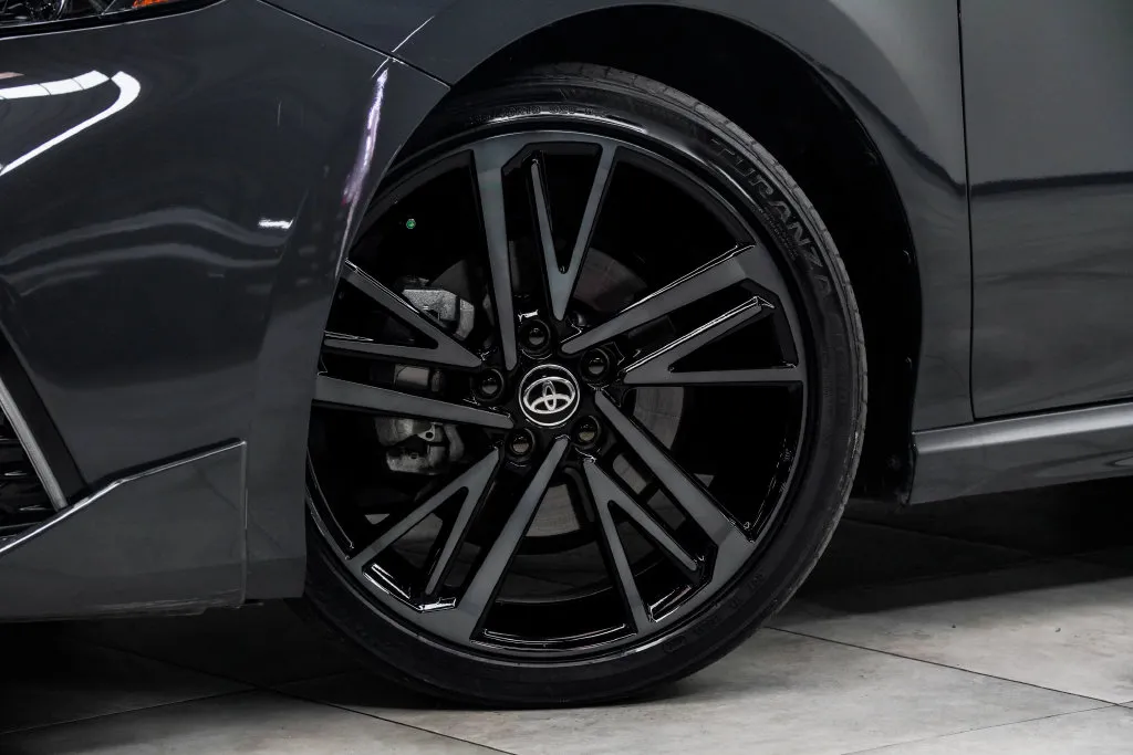 2025 Toyota Camry XSE, photo 3