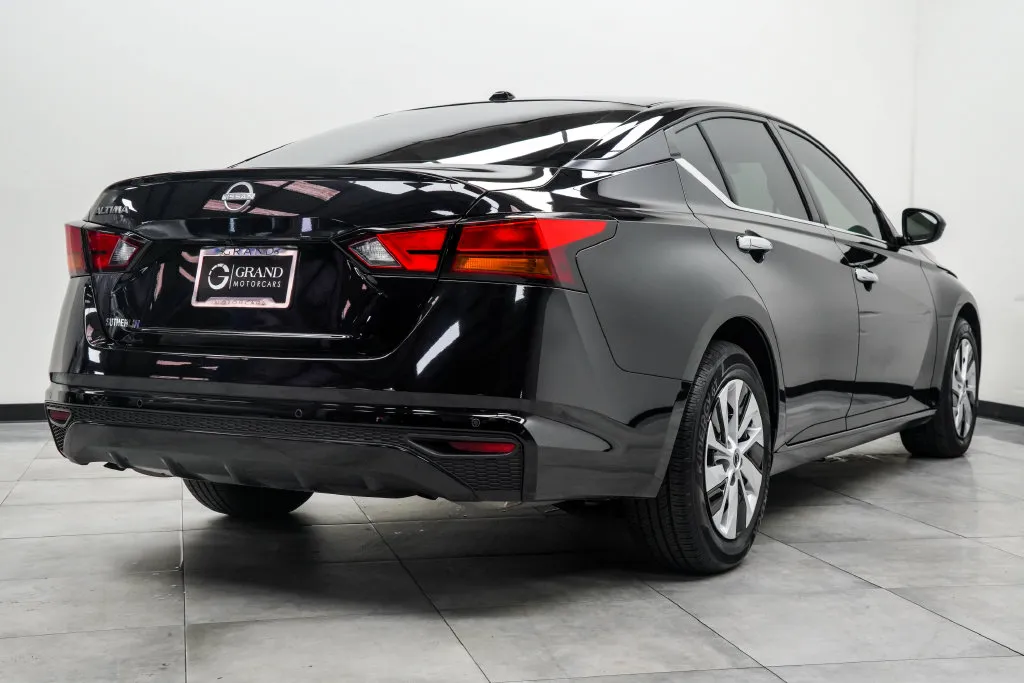 2025 Nissan Altima 2.5 S, photo 11