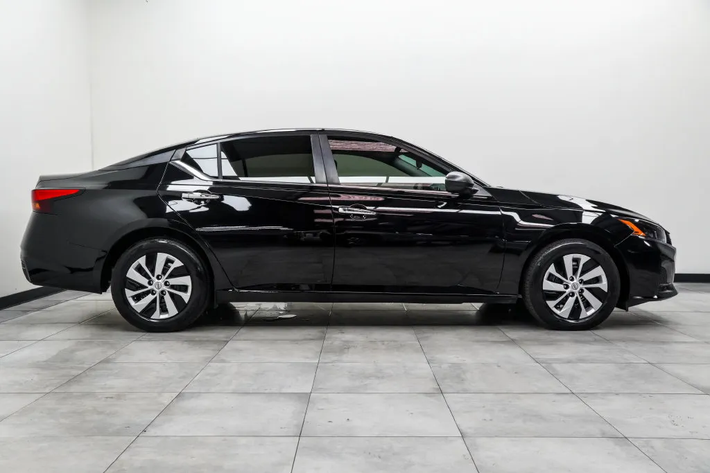 2025 Nissan Altima 2.5 S, photo 9
