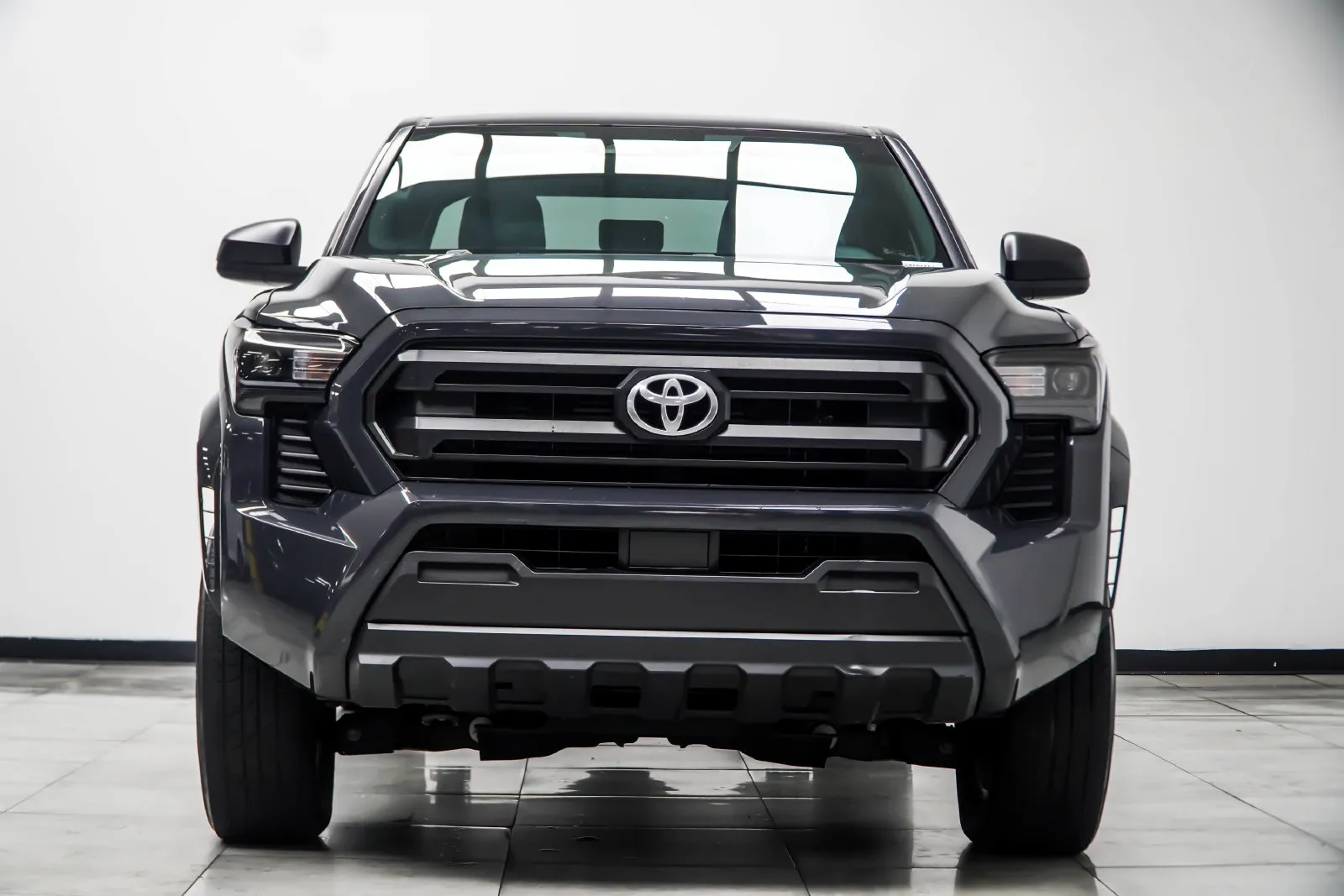 2025 Toyota Tacoma SR, photo 5