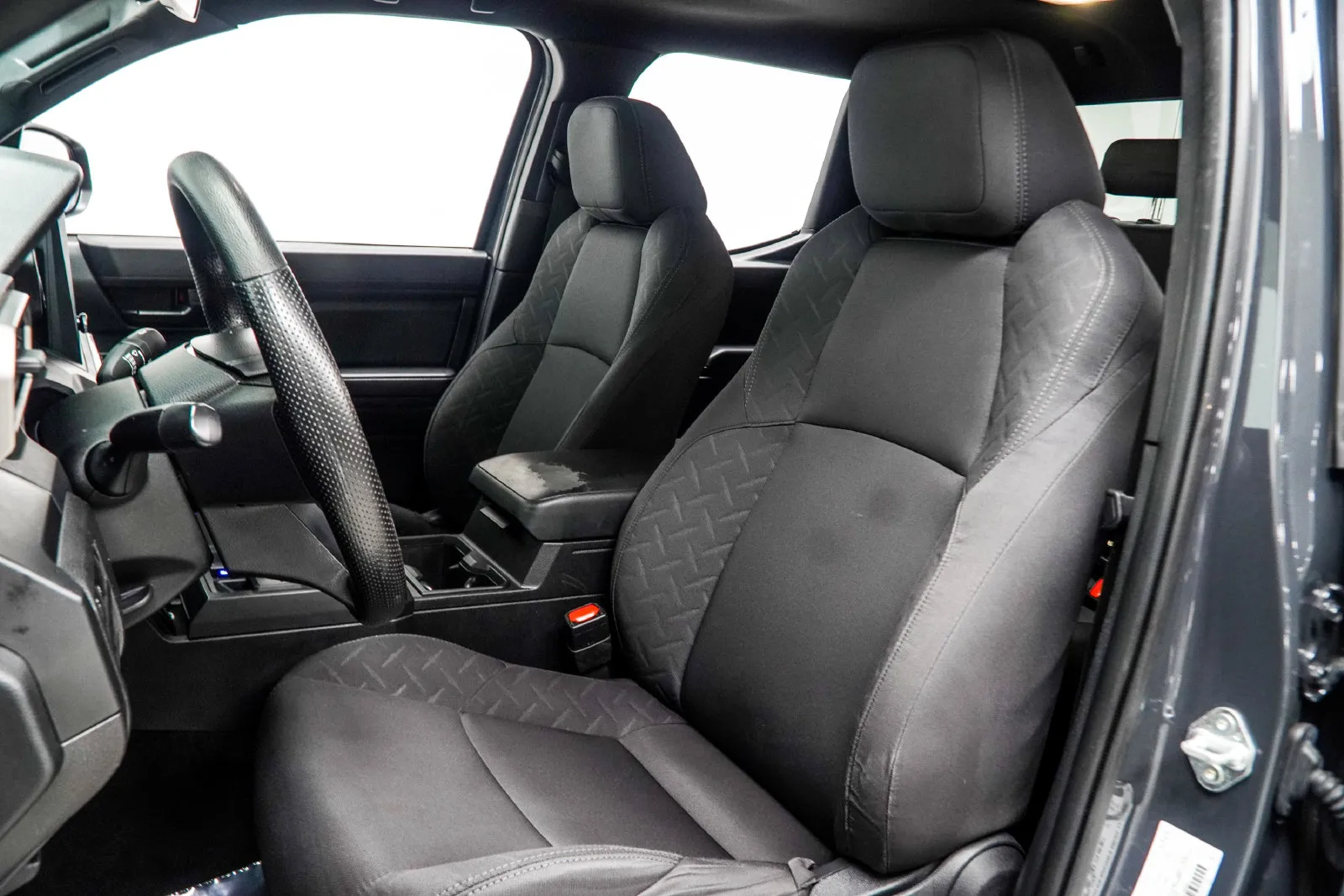 2025 Toyota Tacoma SR, photo 27
