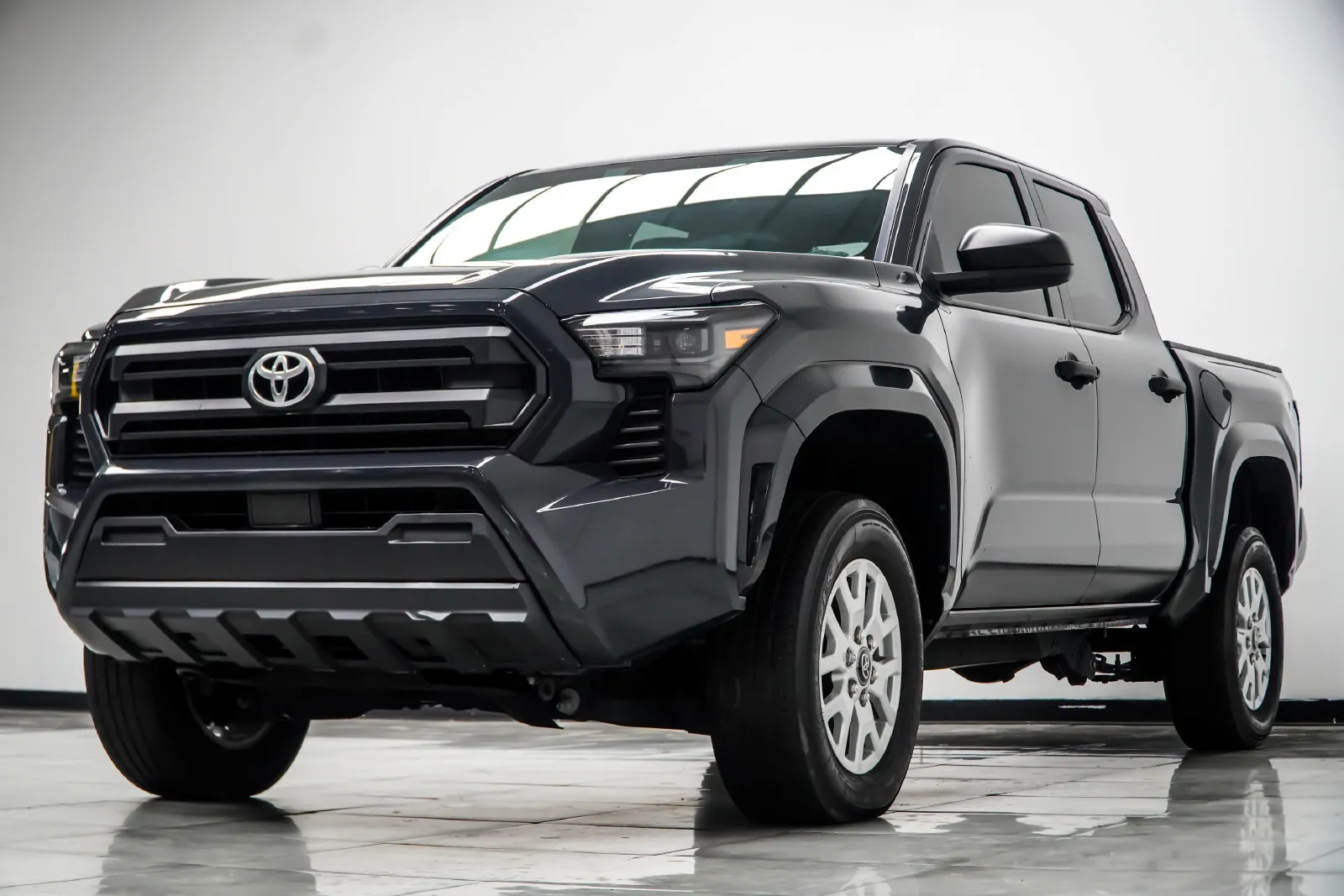 2025 Toyota Tacoma SR, photo 6
