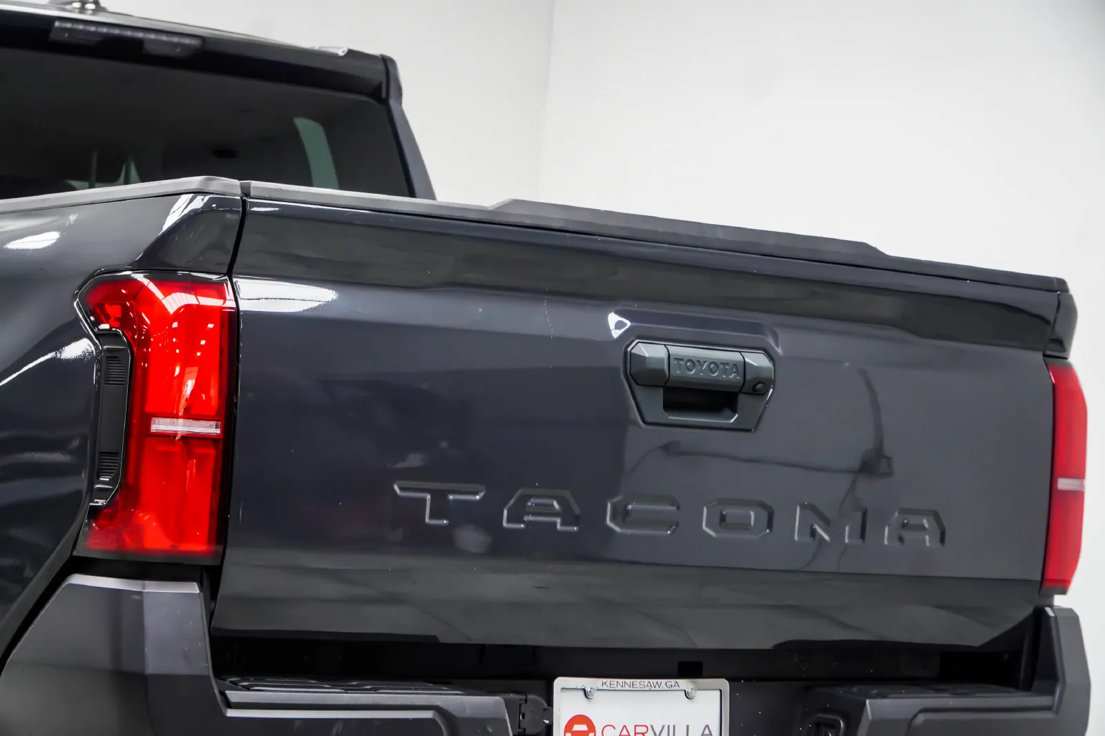 2025 Toyota Tacoma SR, photo 11