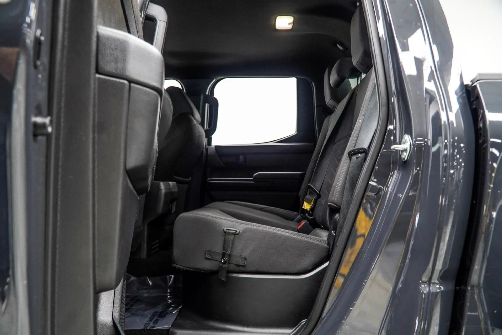 2025 Toyota Tacoma SR, photo 29