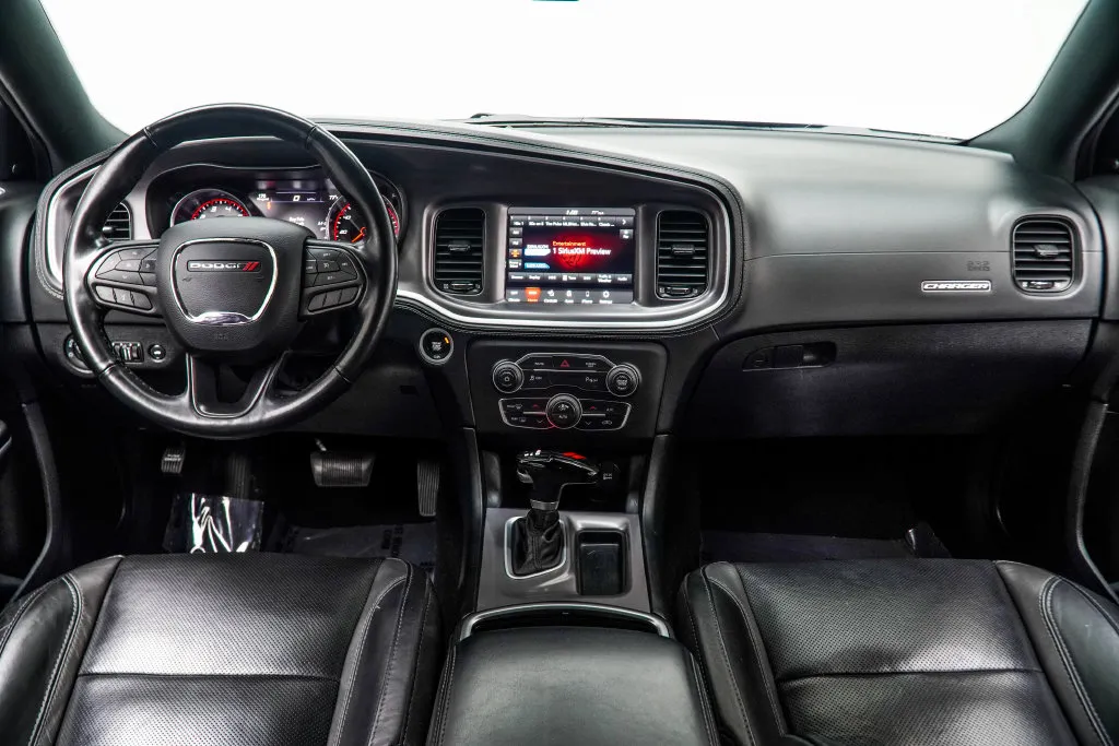 2022 Dodge Charger SXT, photo 3