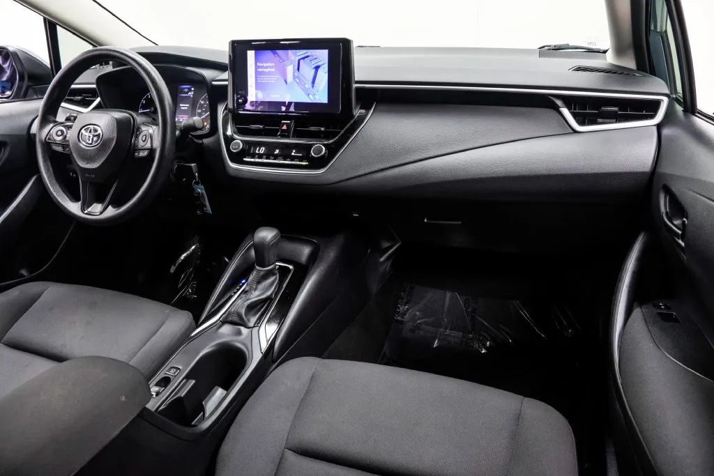 2025 Toyota Corolla LE, photo 20