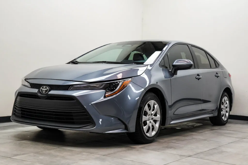 2025 Toyota Corolla LE, photo 7