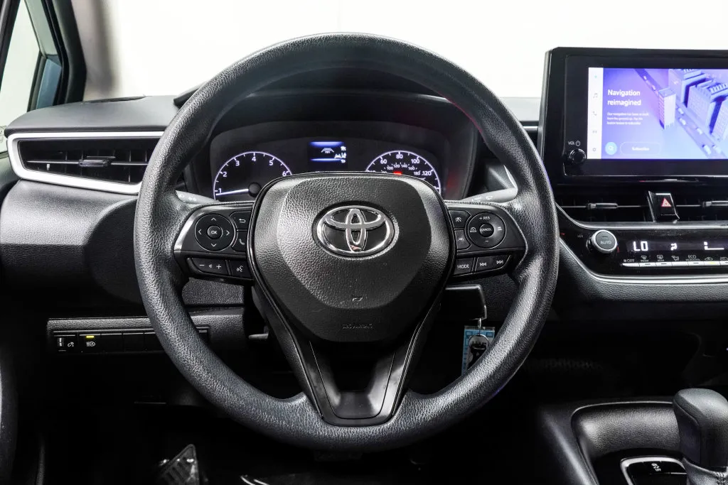2025 Toyota Corolla LE, photo 21
