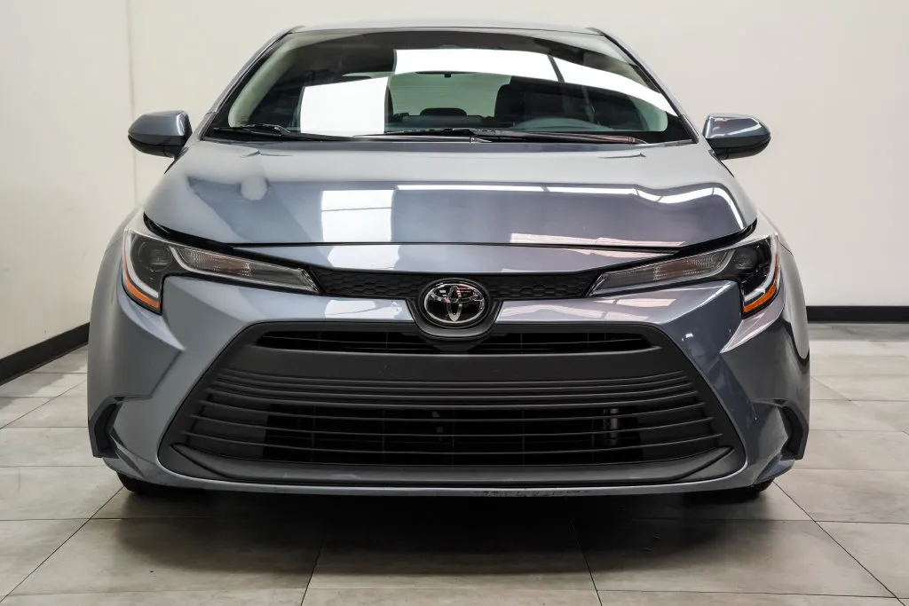2025 Toyota Corolla LE, photo 6