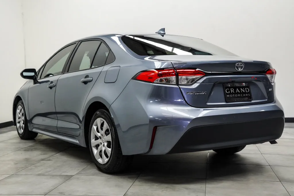 2025 Toyota Corolla LE, photo 11