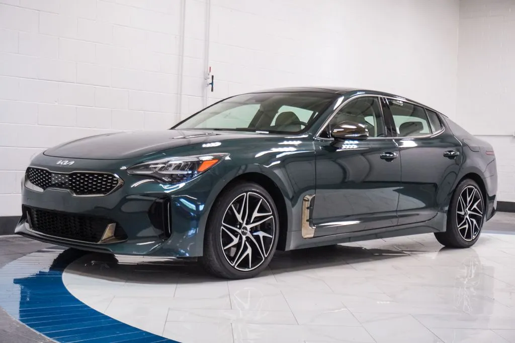 2023 Kia Stinger GT-Line, photo 1