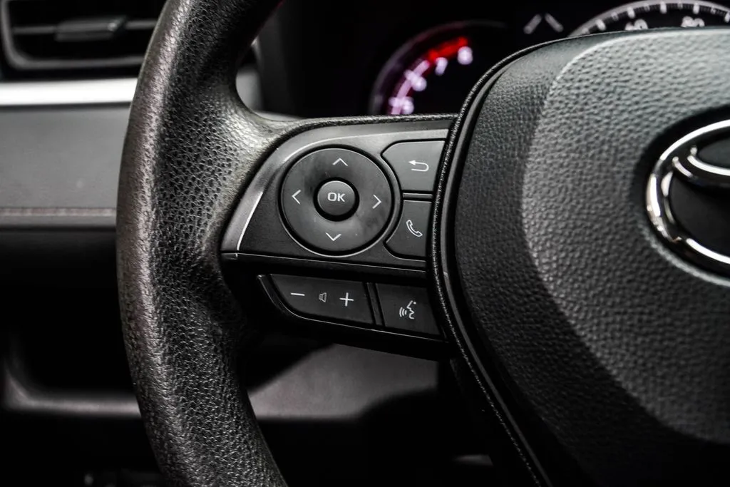 2024 Toyota RAV4 LE, photo 27