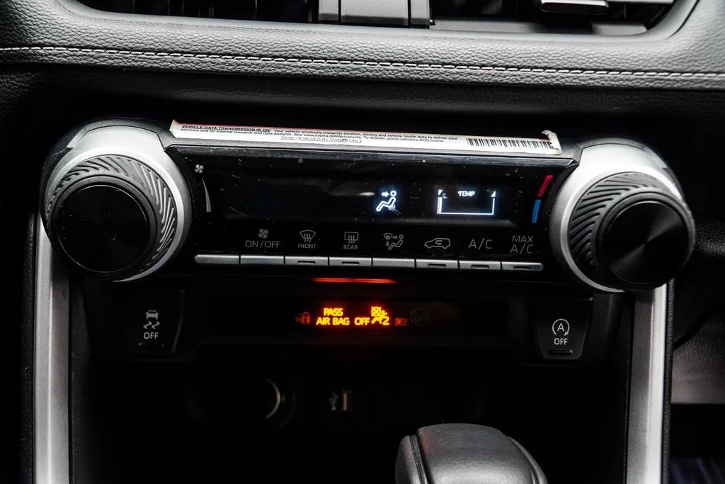 2024 Toyota RAV4 LE, photo 21