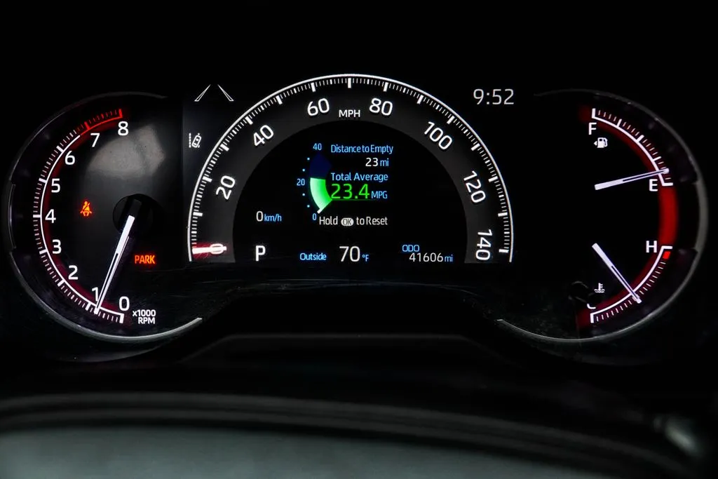 2024 Toyota RAV4 LE, photo 28