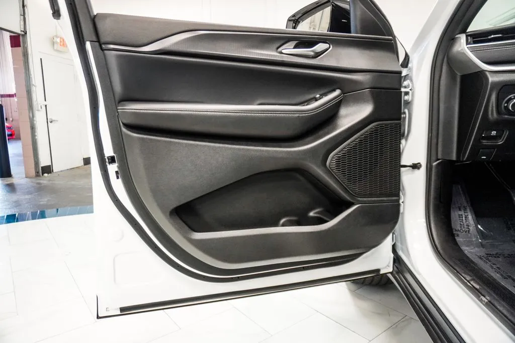 2024 Jeep Grand Cherokee Altitude, photo 18