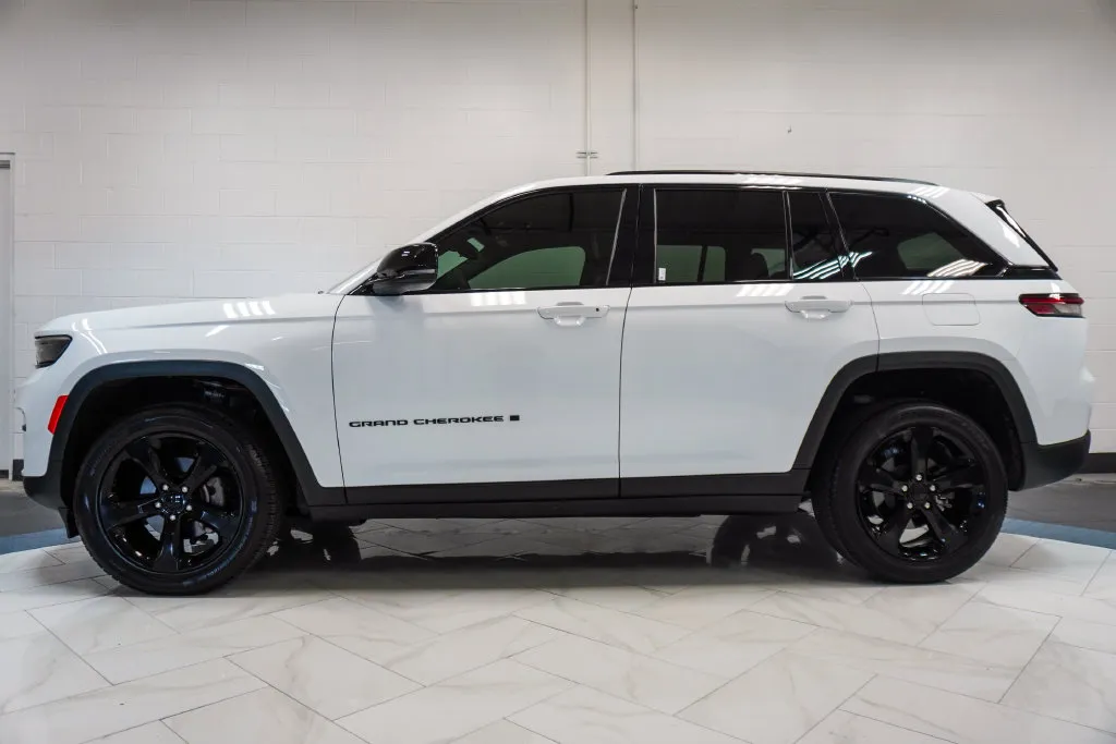 2024 Jeep Grand Cherokee Altitude, photo 29