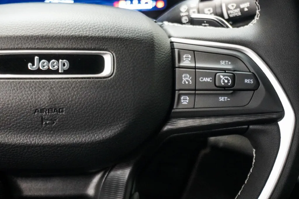 2024 Jeep Grand Cherokee Altitude, photo 12