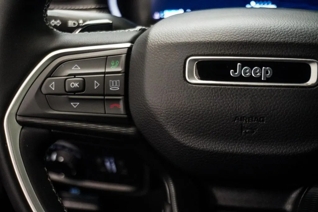 2024 Jeep Grand Cherokee Altitude, photo 13