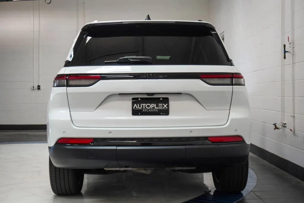 2024 Jeep Grand Cherokee Altitude, photo 32