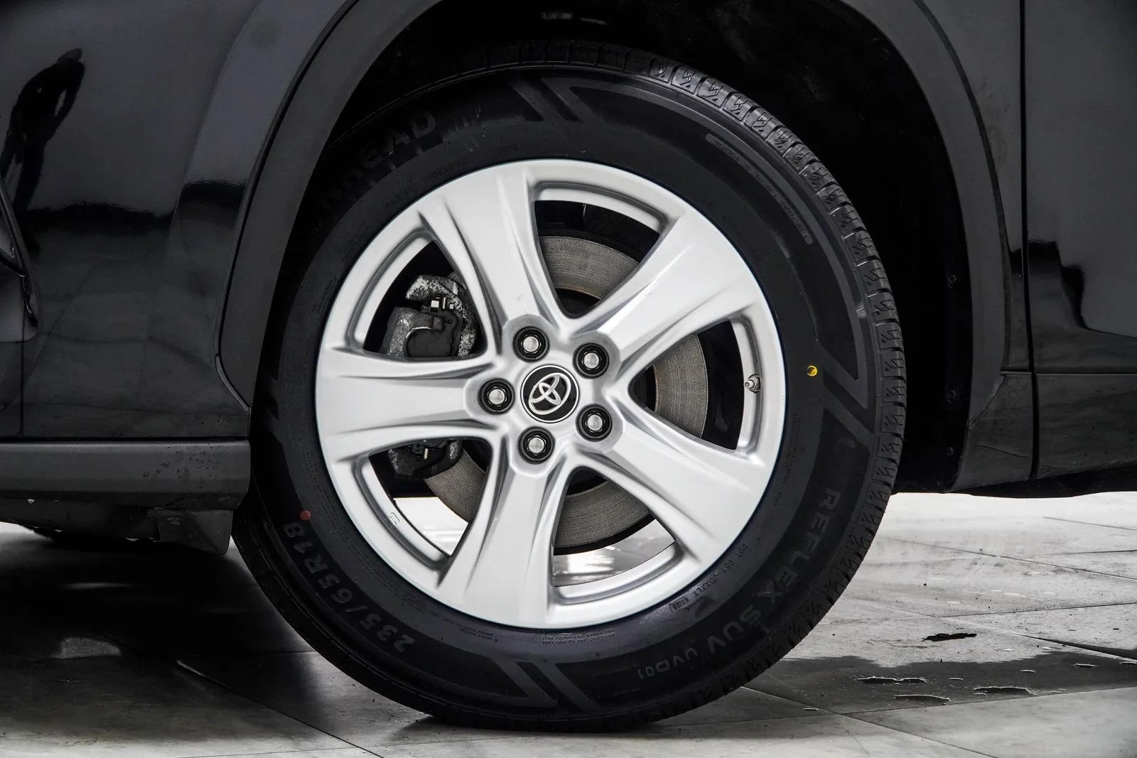 2025 Toyota Highlander LE, photo 5