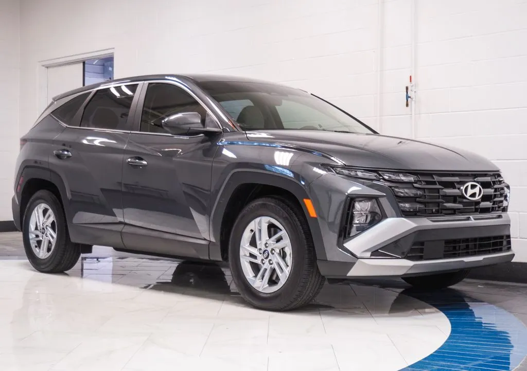 2025 Hyundai Tucson SE, photo 3