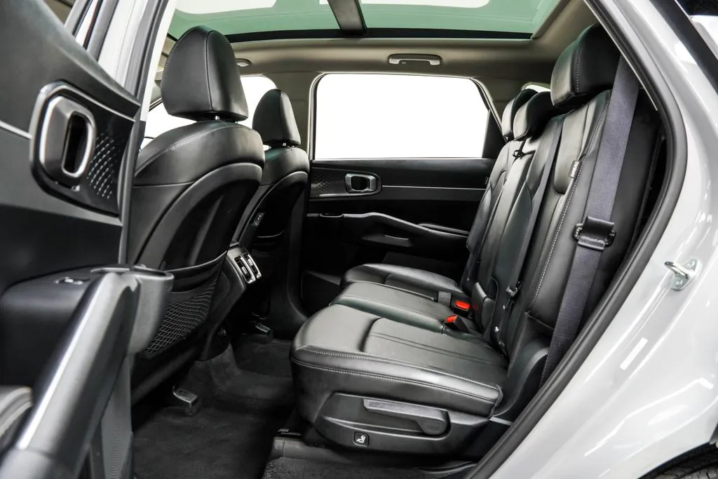 2024 Kia Sorento S, photo 12