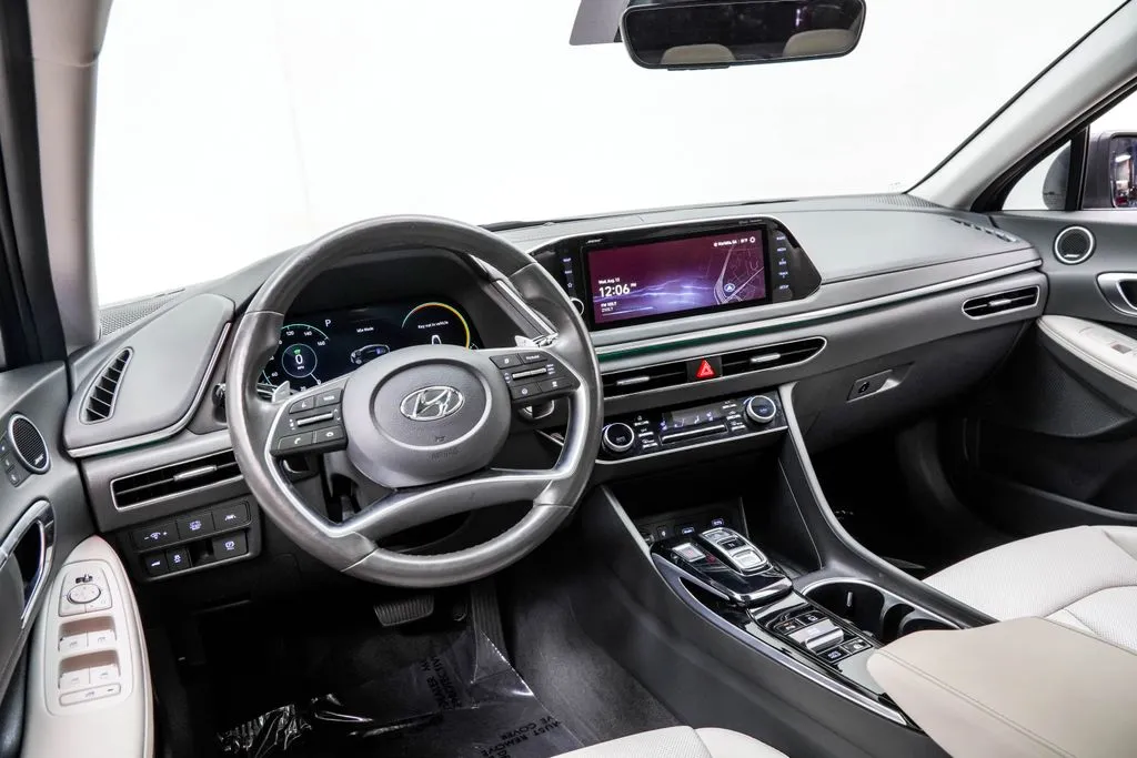 2023 Hyundai Sonata Hybrid Limited, photo 2