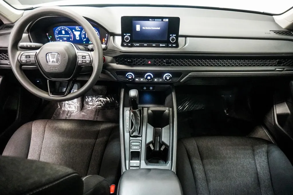 2024 Honda Accord LX, photo 6