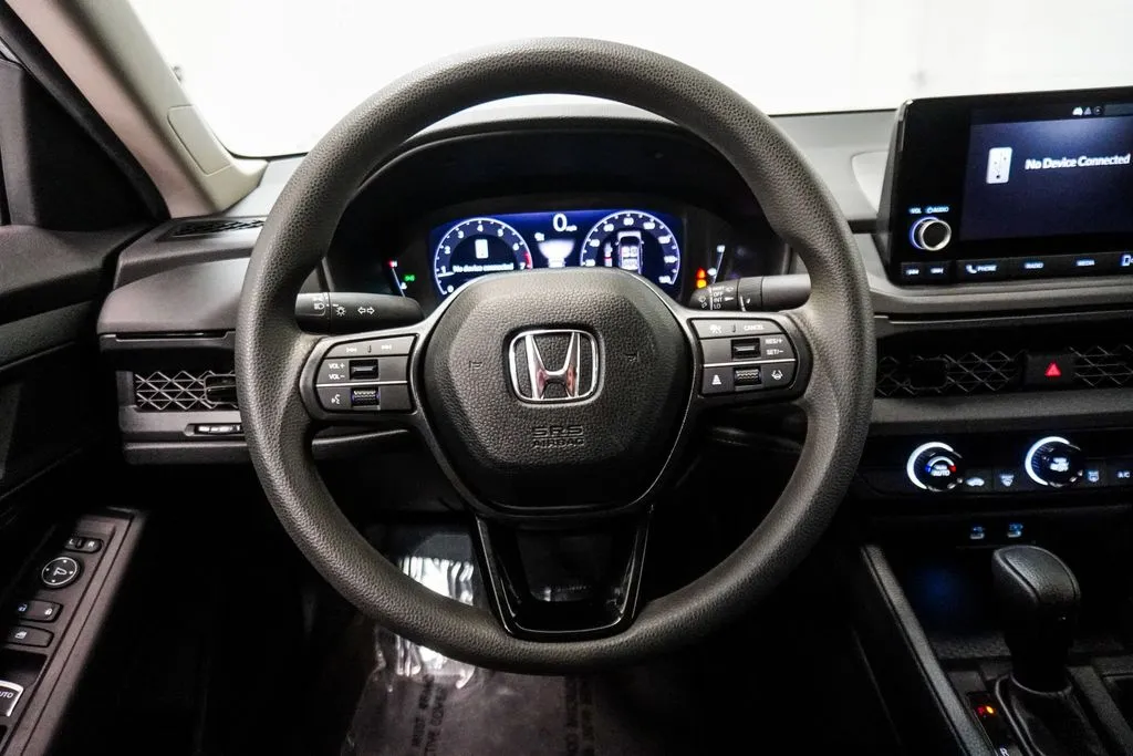 2024 Honda Accord LX, photo 8