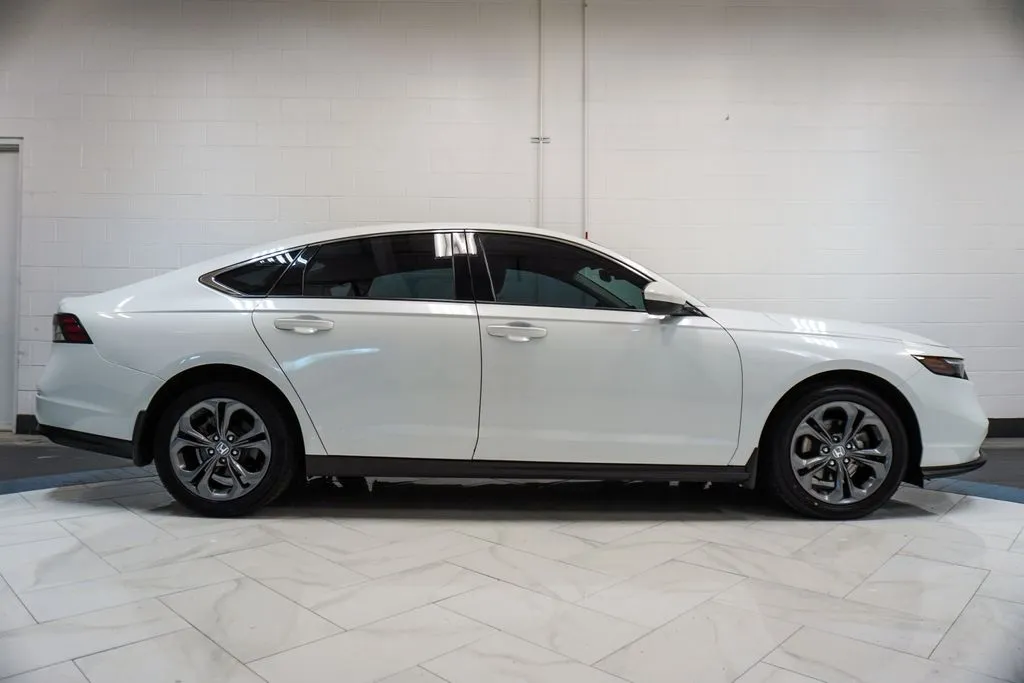 2023 Honda Accord EX, photo 28