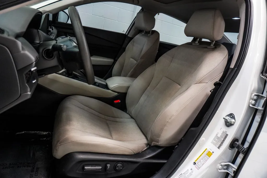 2023 Honda Accord EX, photo 3