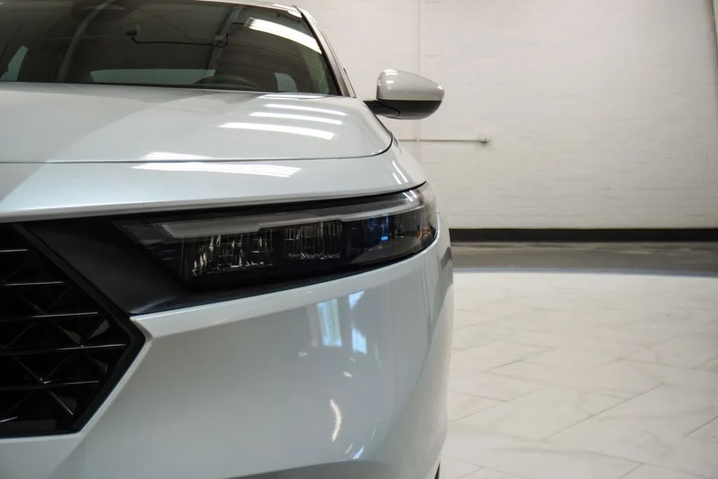 2023 Honda Accord EX, photo 32