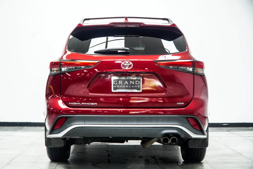 2023 Toyota Highlander XSE, photo 11