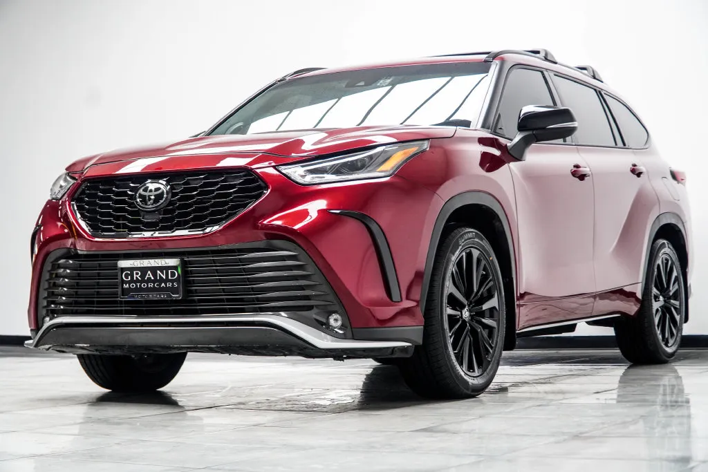2023 Toyota Highlander XSE, photo 8