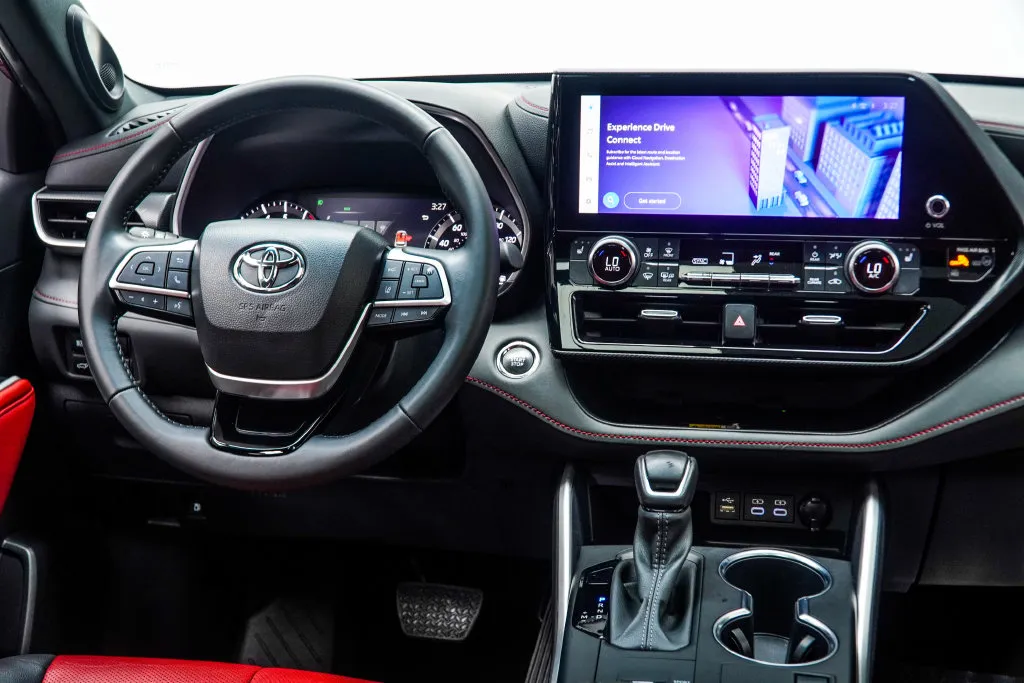 2023 Toyota Highlander XSE, photo 15