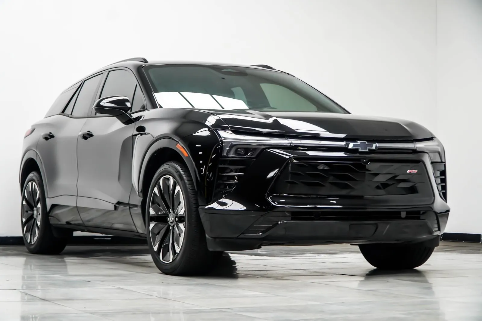 2024 Chevrolet Blazer EV RS, photo 2