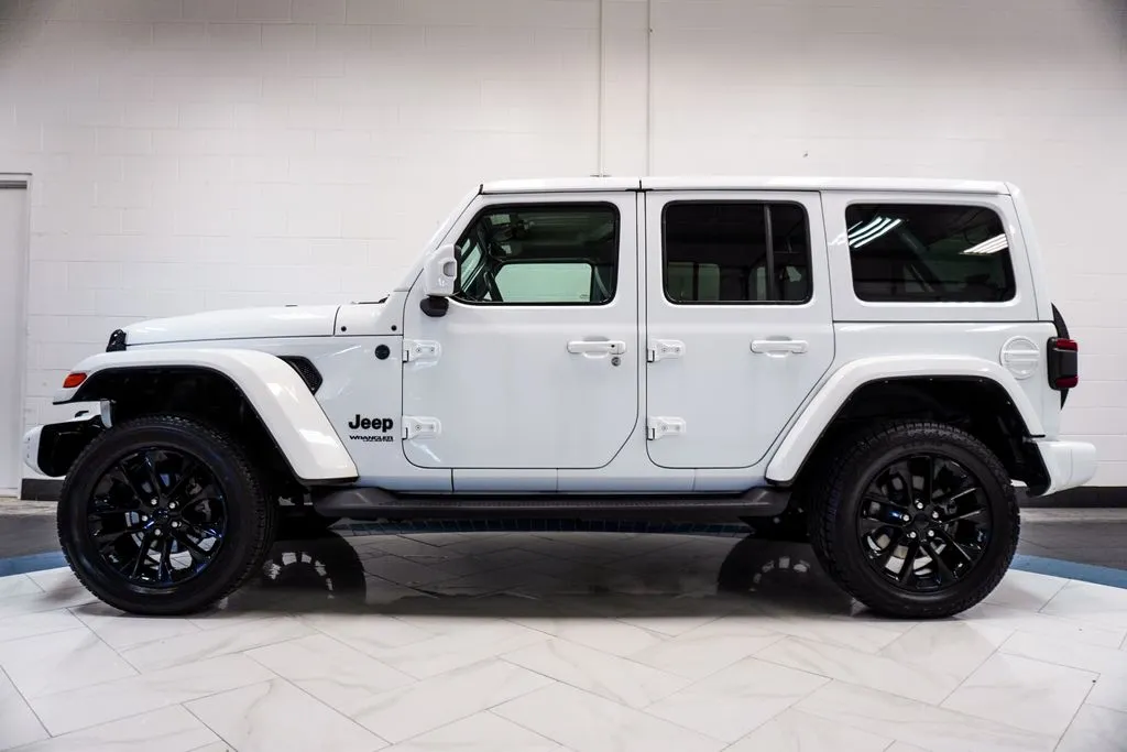 2022 Jeep Wrangler Unlimited Sahara High Altitude, photo 25