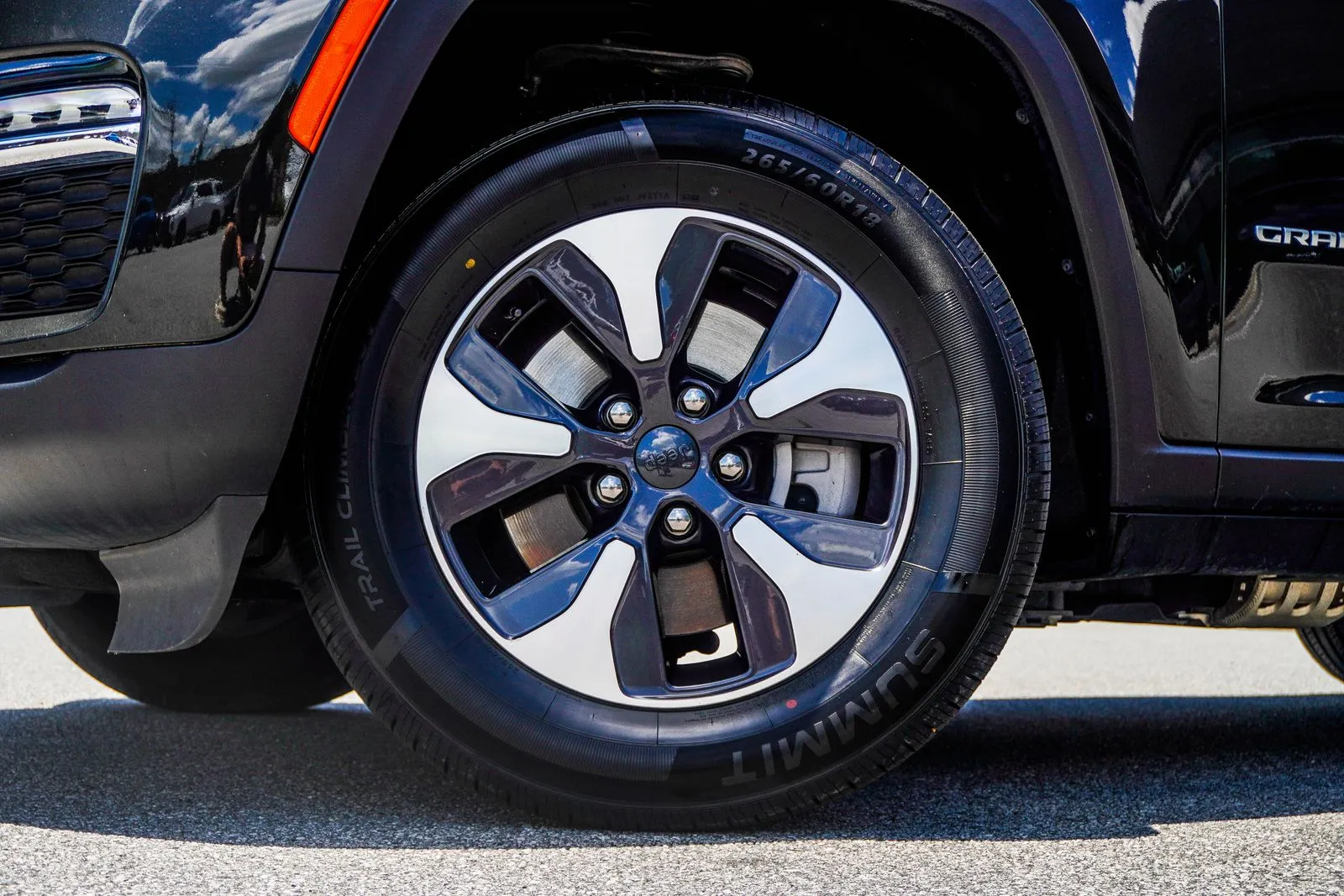 2024 Jeep Grand Cherokee 4xe, photo 2